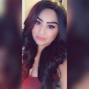 Meet your Posher, Denise